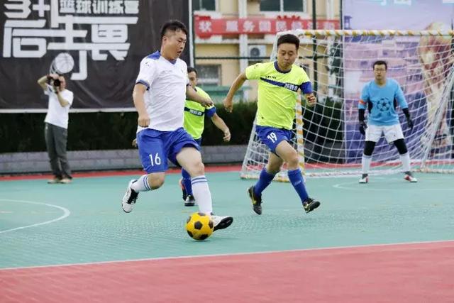 7场比赛只获胜1场 哈维在欧冠赛场的战绩有点惨淡
